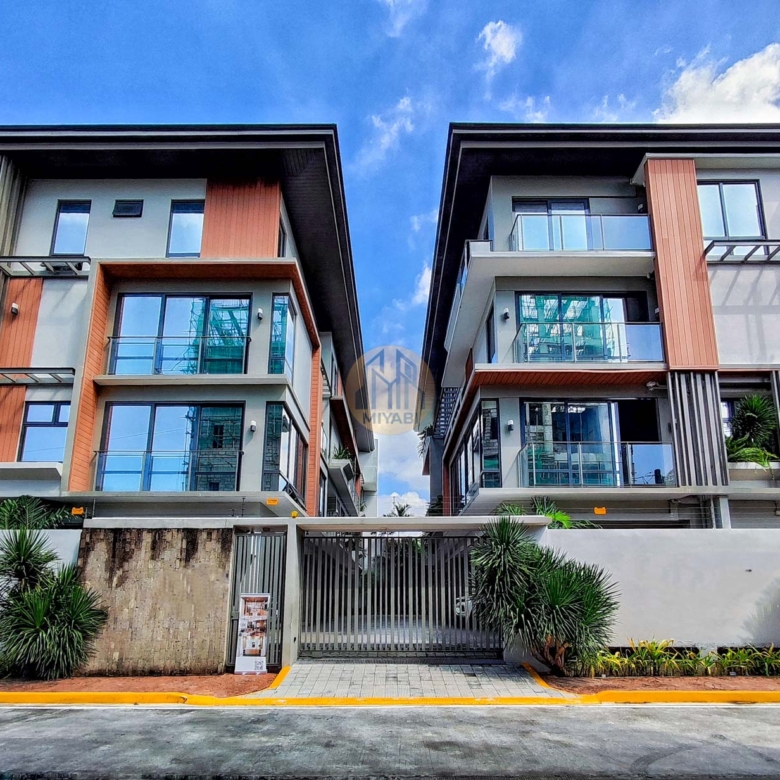 4-Storey Townhouse For Sale in Paco, Manila | ₱52M