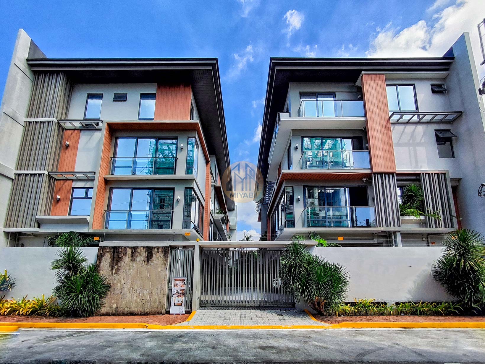 4-Storey Townhouse For Sale in Paco, Manila | ₱52M