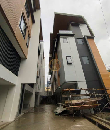 4 Storey Townhouse For Sale in Addition Hills, Mandaluyong | ₱50.5M