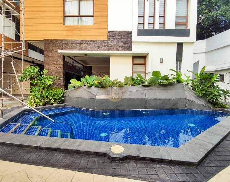 4-Storey Townhouse for sale in Quiapo, Manila | ₱48M