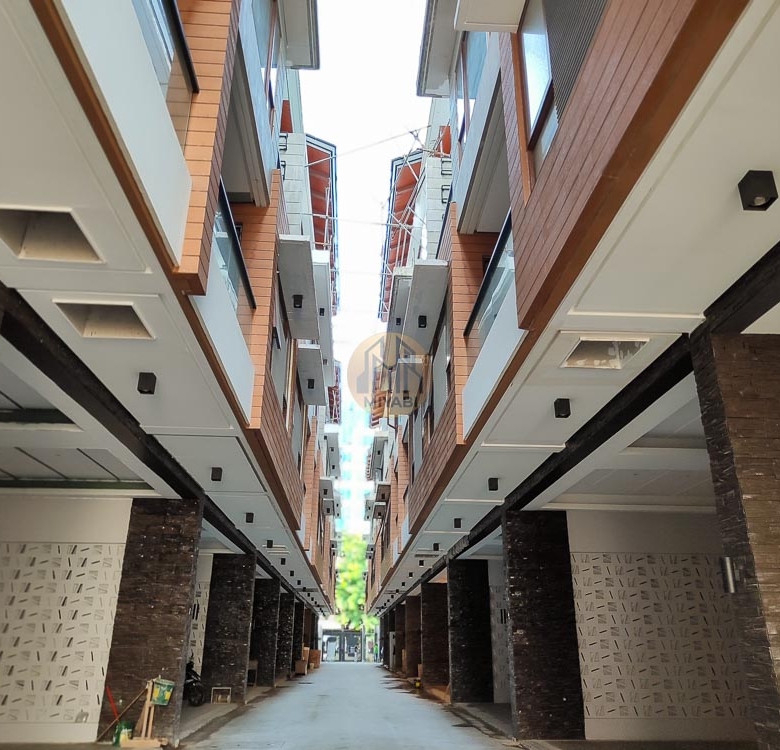 4-Storey Townhouse For Sale in Quiapo, Manila | ₱48M
