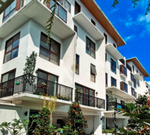 5-Storey Townhouse For Sale in Bagong Lipunan ng Crame, Quezon City | ₱45M