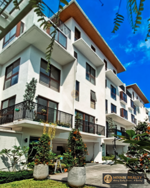 5-Storey Townhouse For Sale in Bagong Lipunan ng Crame, Quezon City | ₱45M