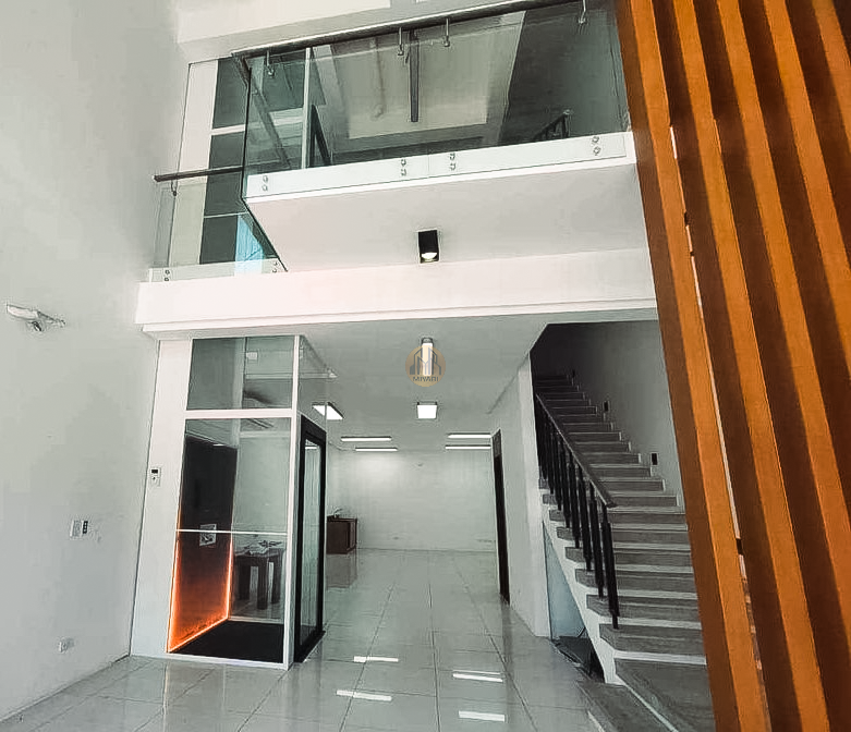 Peacefully Nestled: 4-Storey Commercial Townhouse For Sale in Kristong Hari, Quezon City | ₱75.3M