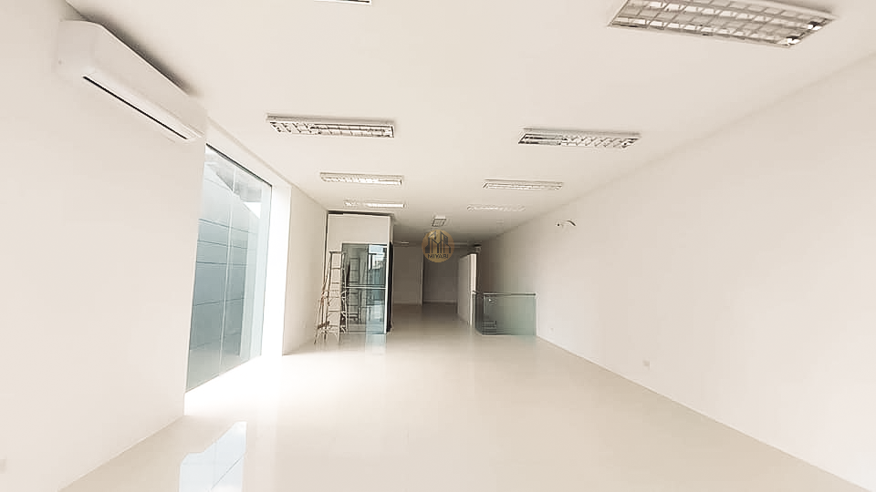 Expertly Built: 4-Storey Townhouse For Sale in Kristong Hari, Quezon City | ₱57M