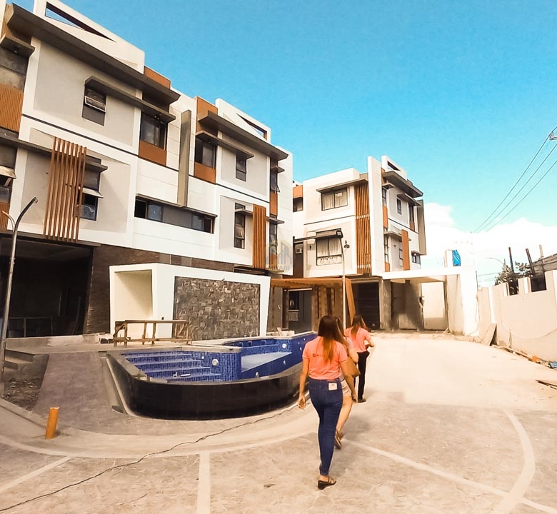 Pre-Selling Townhouses at Introductory Price: 3-Storey Townhouse | Pugad Lawin, Quezon City | ₱26.6M